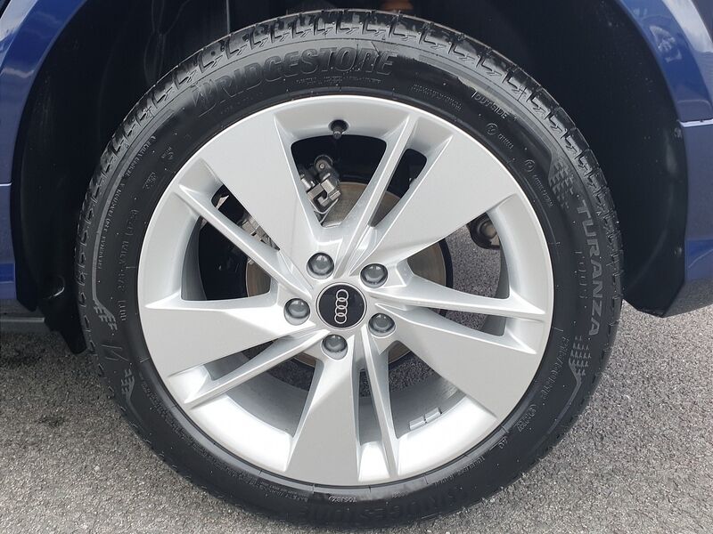 More views of Audi Q2