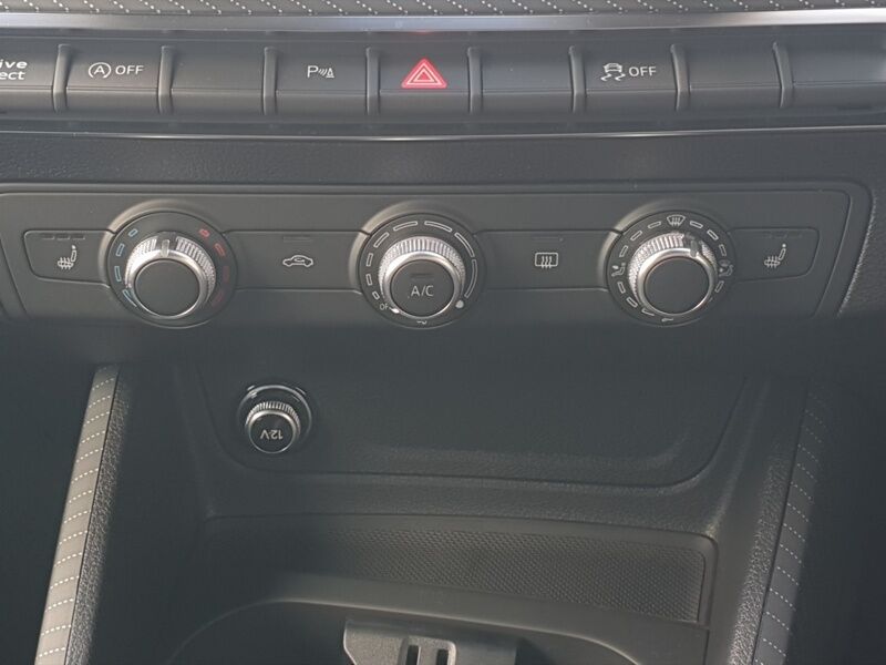 More views of Audi Q2