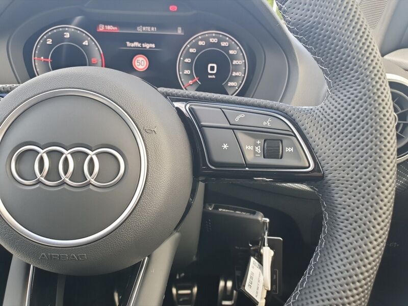 More views of Audi Q2