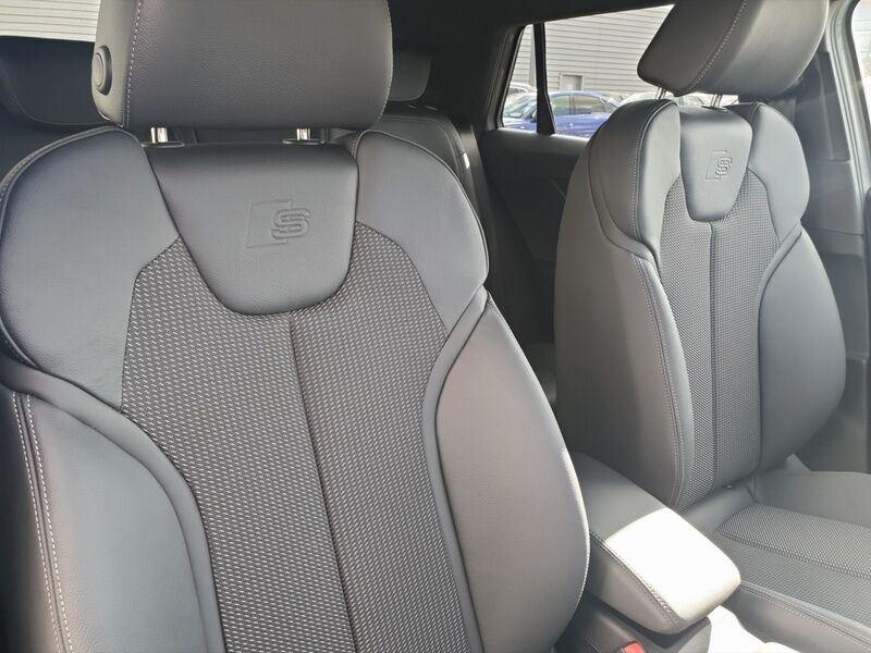 More views of Audi Q2