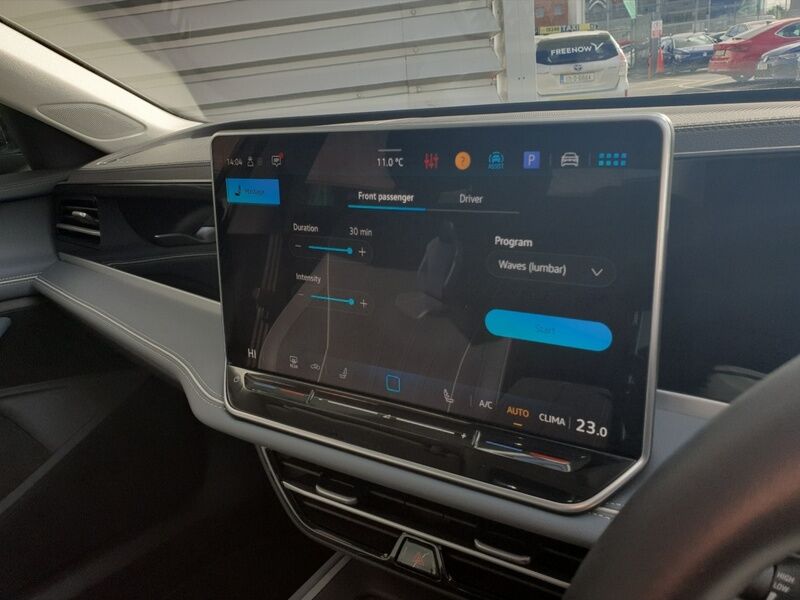 More views of Volkswagen Passat