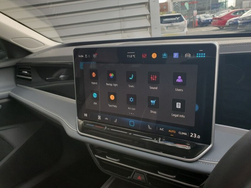 More views of Volkswagen Passat