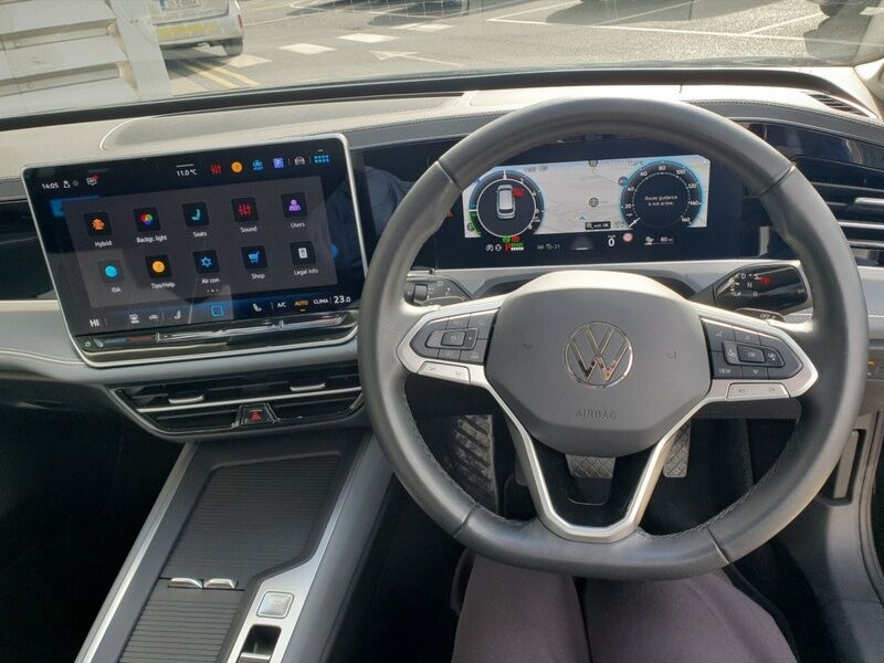 More views of Volkswagen Passat