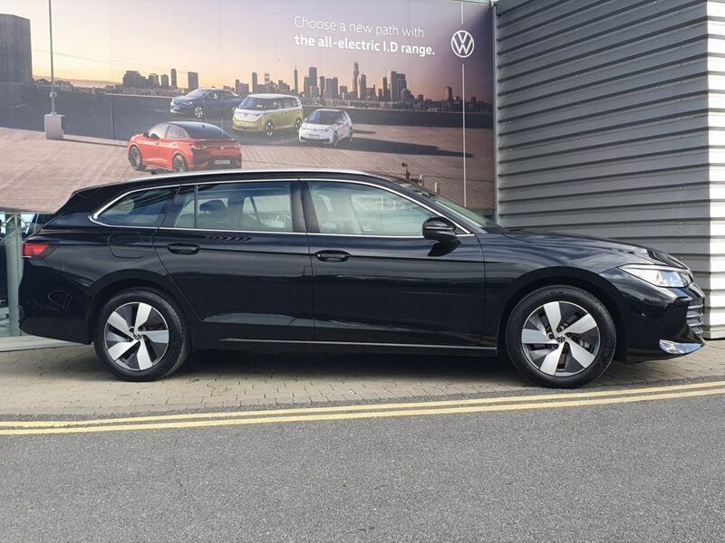 More views of Volkswagen Passat