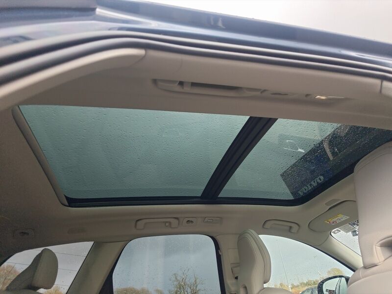More views of Volvo XC60