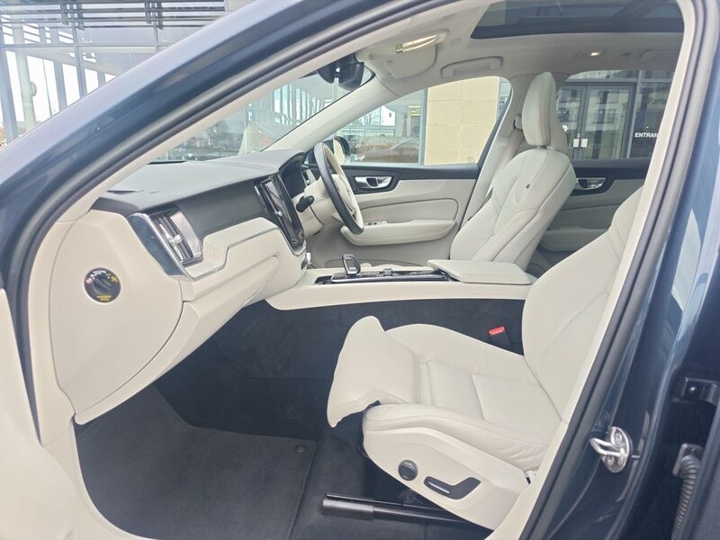More views of Volvo XC60
