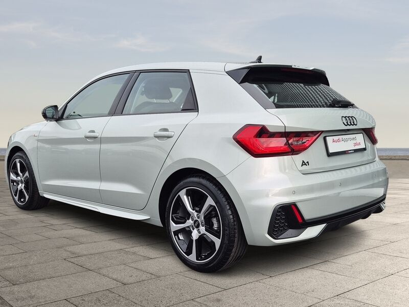 More views of Audi A1