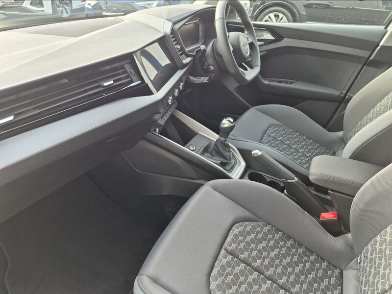 More views of Audi A1