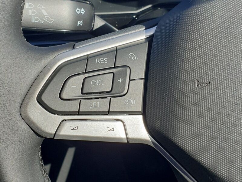 More views of Volkswagen Polo