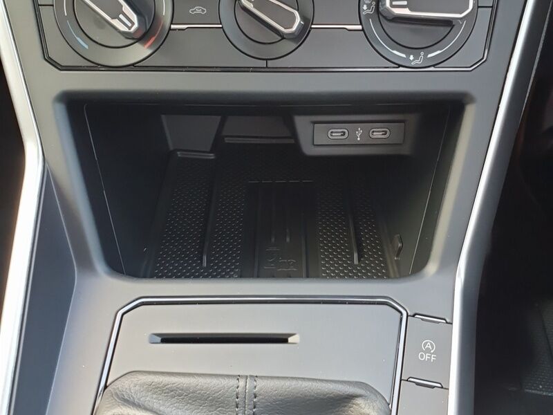 More views of Volkswagen Polo