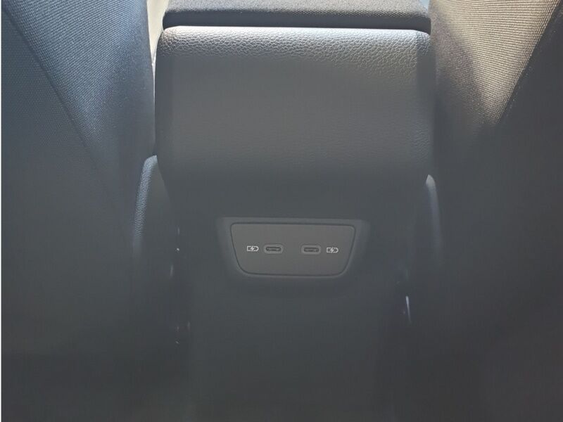 More views of Volkswagen Polo
