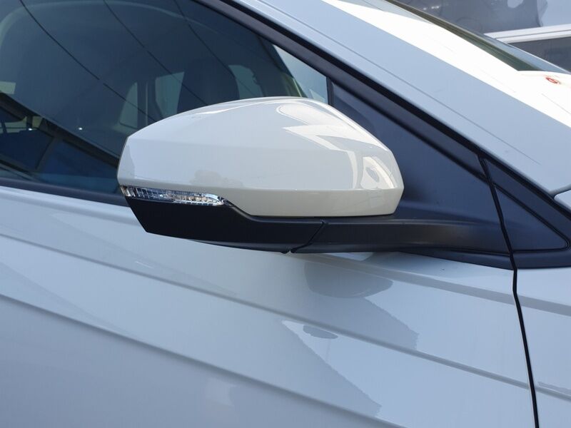 More views of Volkswagen Polo