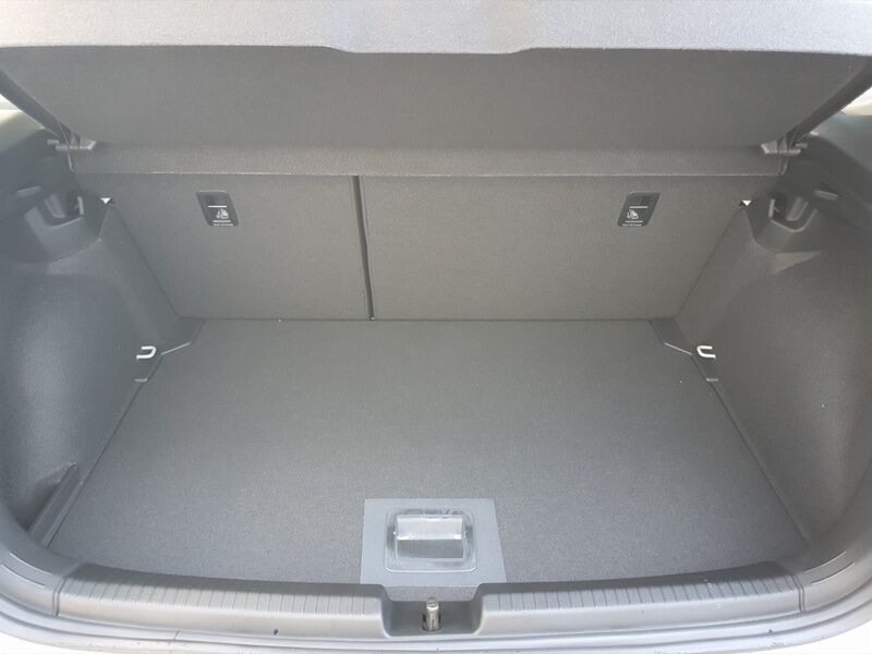 More views of Volkswagen Polo