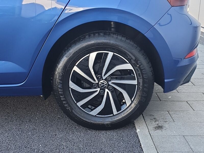 More views of Volkswagen Polo