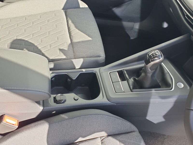 More views of Volkswagen Golf