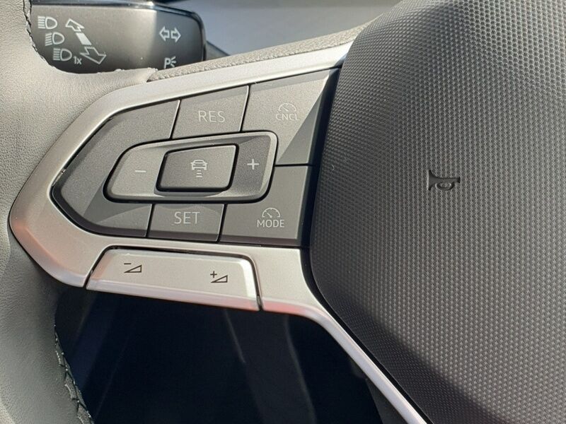 More views of Volkswagen Golf