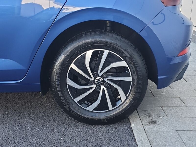 More views of Volkswagen Polo