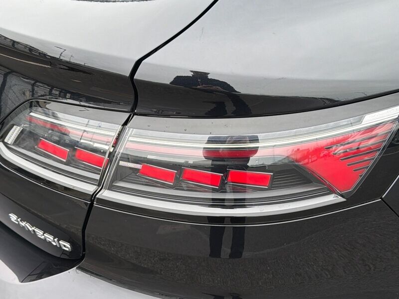 More views of Volkswagen Arteon