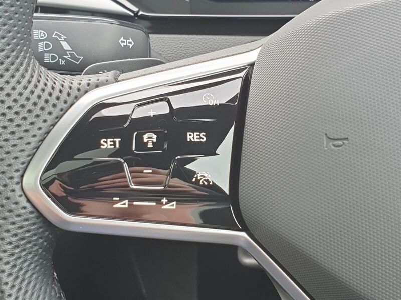 More views of Volkswagen Arteon