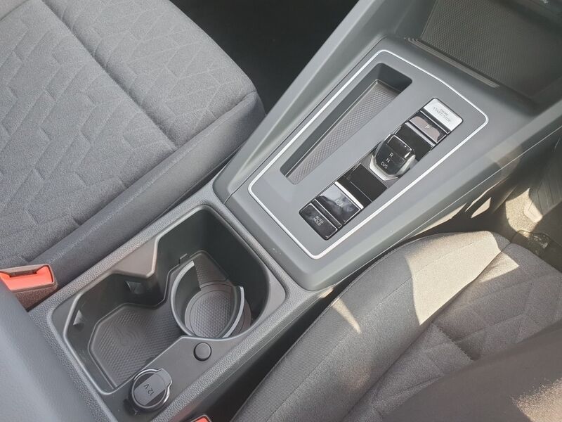 More views of Volkswagen Golf