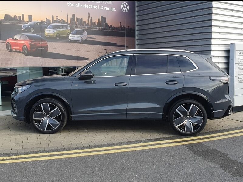 More views of Volkswagen Tiguan