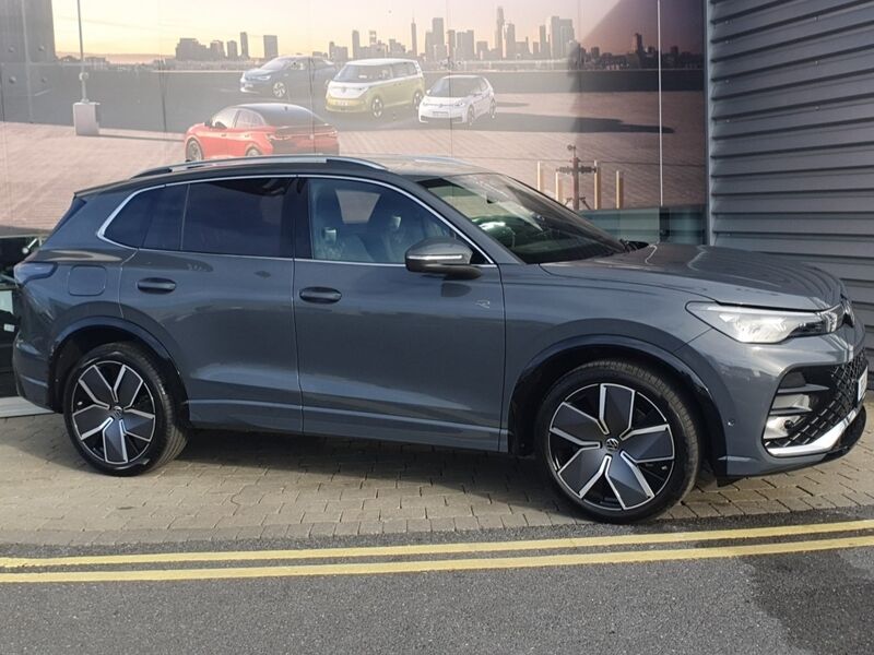 More views of Volkswagen Tiguan