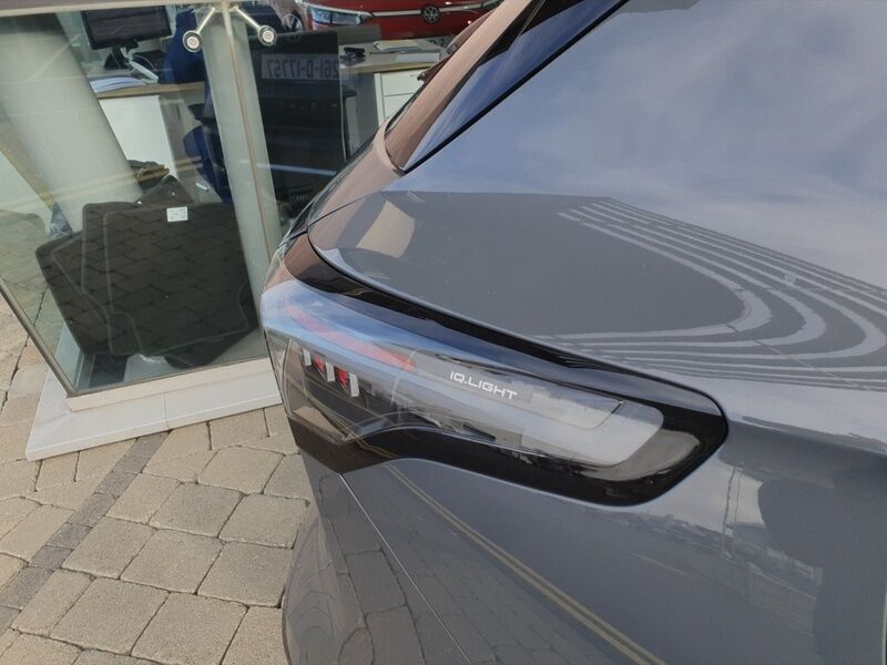 More views of Volkswagen Tiguan