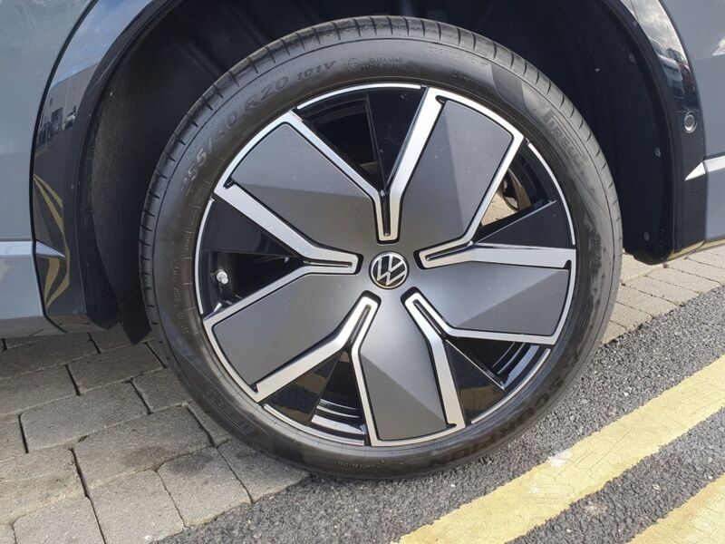 More views of Volkswagen Tiguan