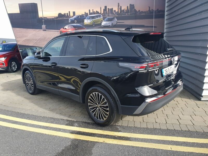 More views of Volkswagen Tiguan
