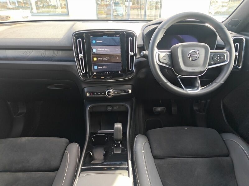 More views of Volvo C40