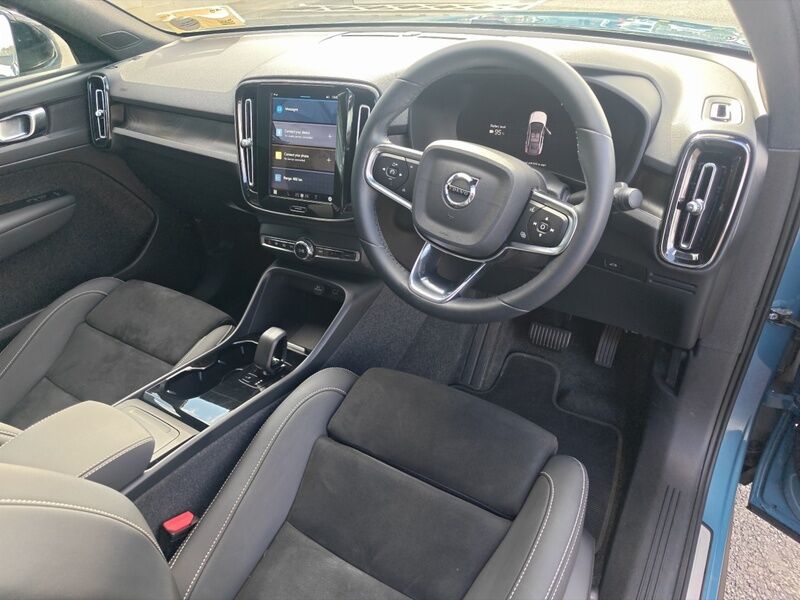 More views of Volvo C40