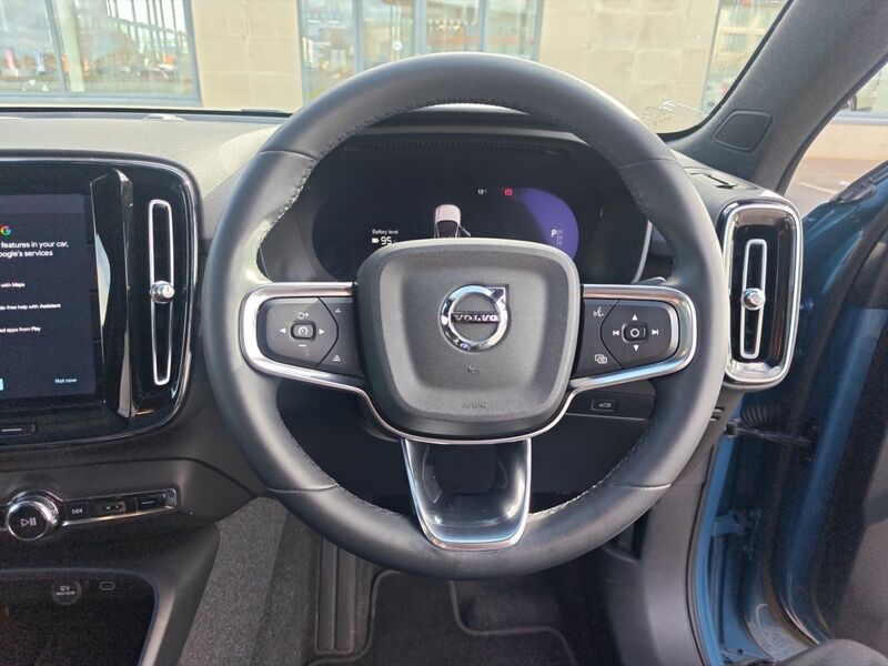 More views of Volvo C40