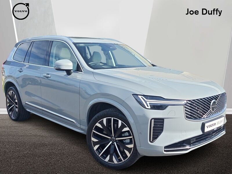 More views of Volvo XC90