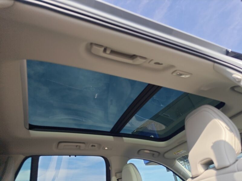 More views of Volvo XC90