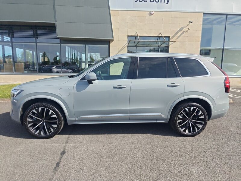 More views of Volvo XC90