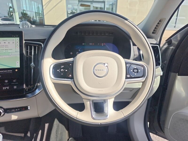 More views of Volvo XC90