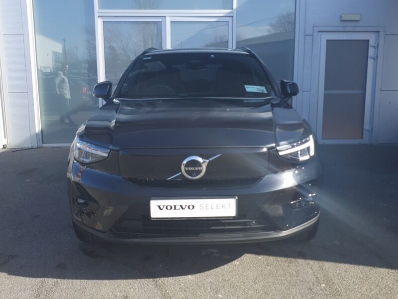 More views of Volvo XC40