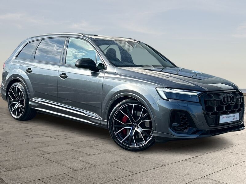 More views of Audi Q7