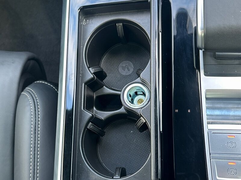 More views of Audi Q7