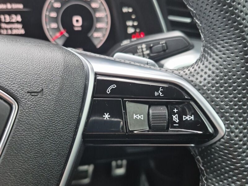 More views of Audi A6