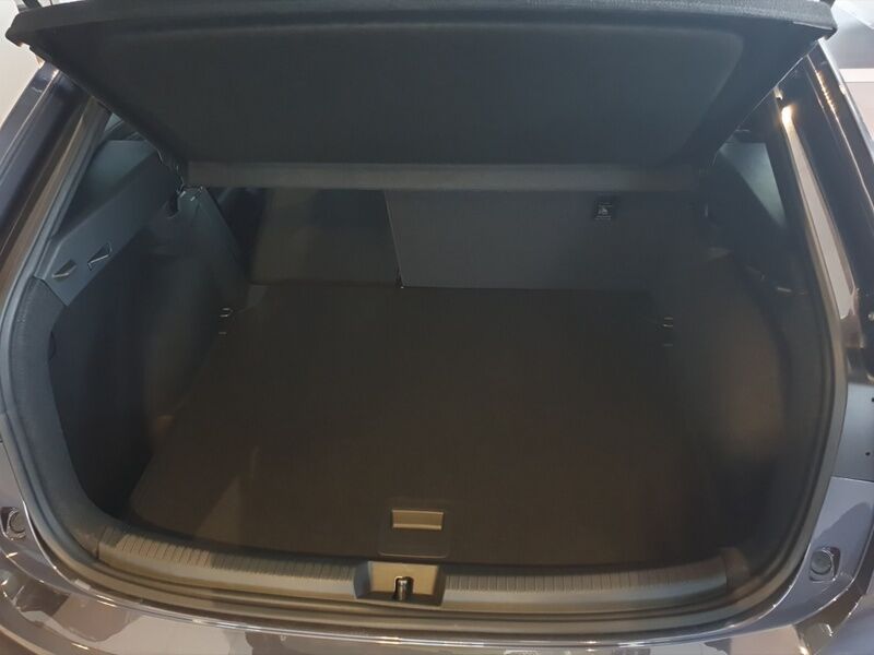 More views of Volkswagen Taigo