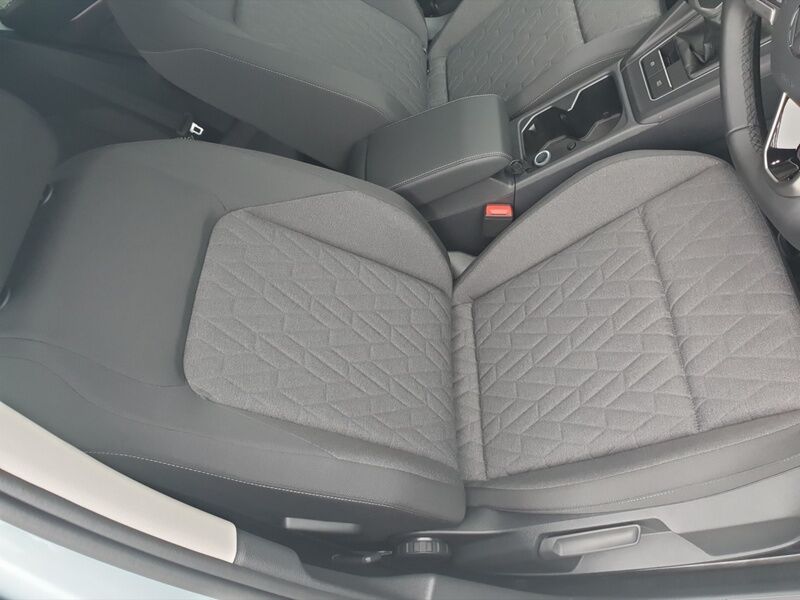 More views of Volkswagen Golf