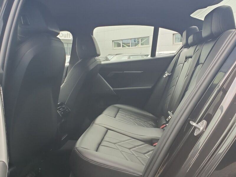 More views of BMW i5