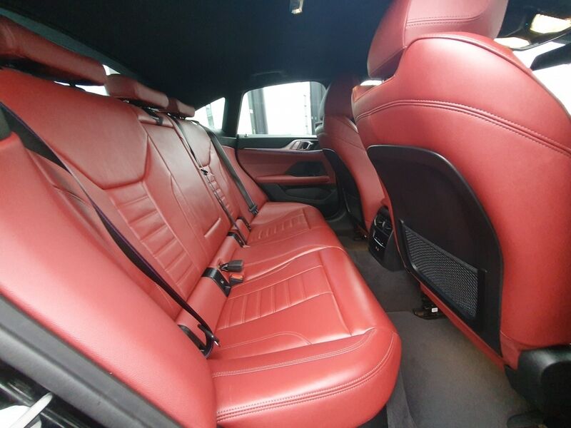 More views of BMW i4