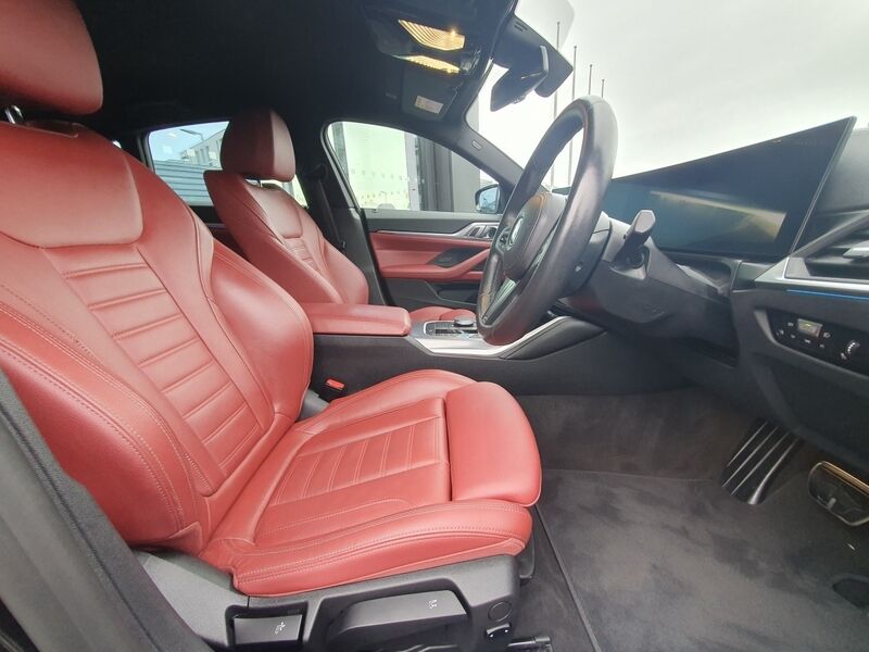 More views of BMW i4