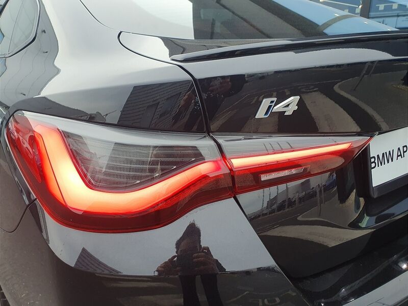 More views of BMW i4