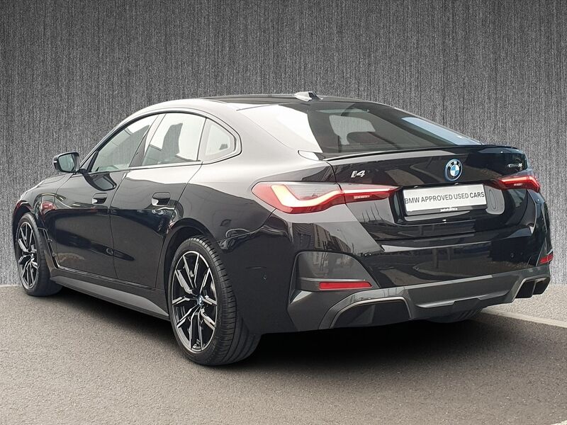 More views of BMW i4