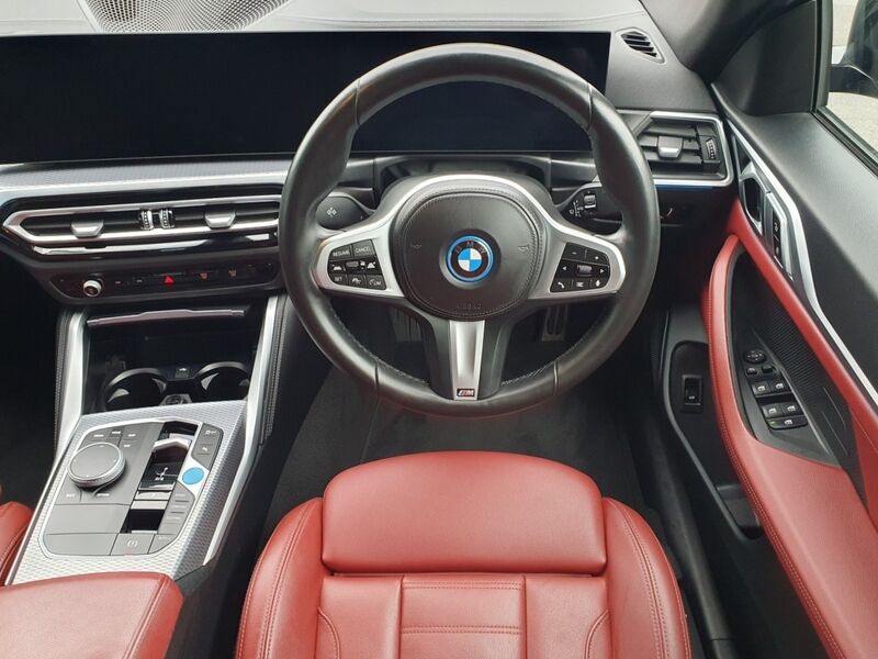 More views of BMW i4
