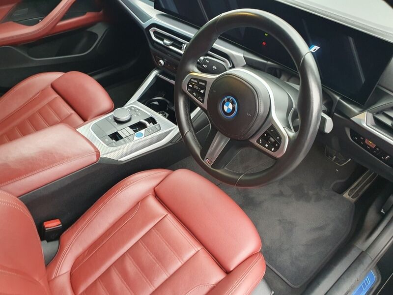 More views of BMW i4