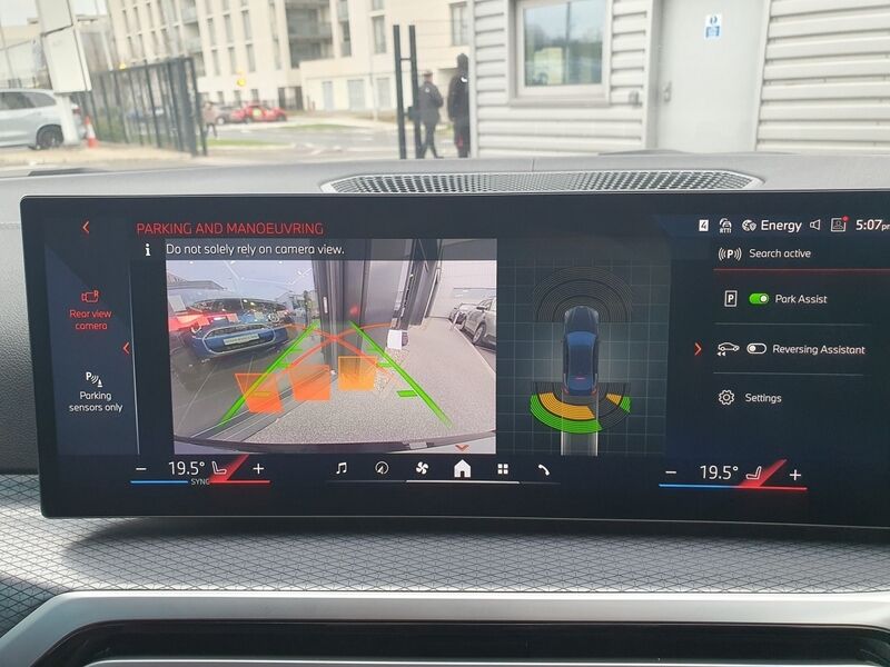 More views of BMW i4